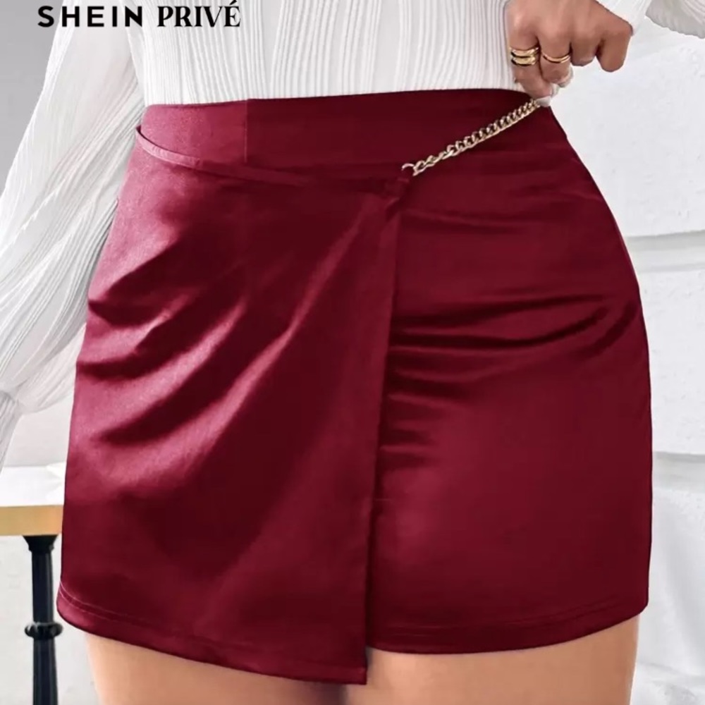 SHEIN Prive Burgundy Satin Skirt
